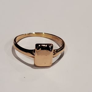 9kt Rose Gold ring